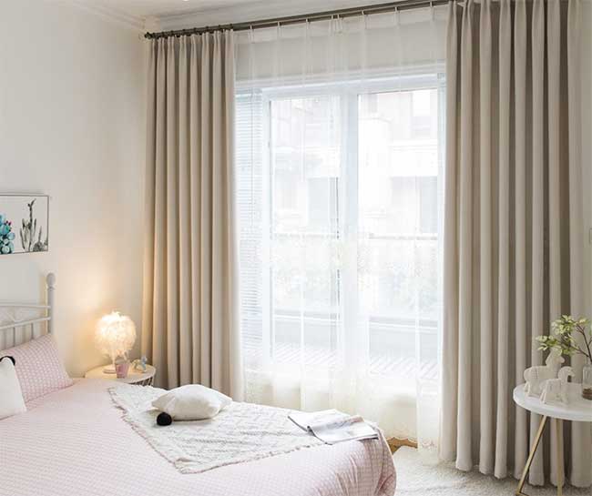 Rèm vải chống sáng đẹp cho phòng ngủ